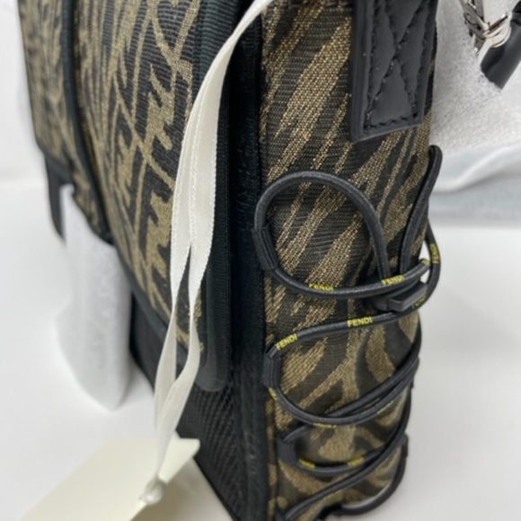 Fendi FF Vertigo Large Baguette Messenger Bag - Picture 6 of 9